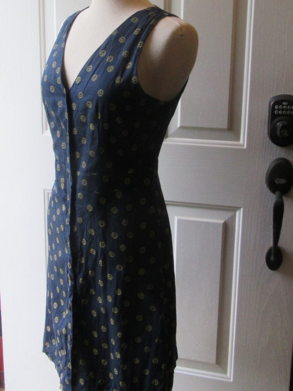 Linen Cotton J. Crew Navy Daisy Print Lined Button down shirtdress size 6 - Picture 2 of 13